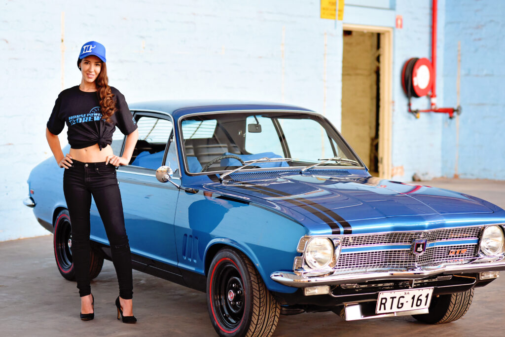 T-shirt Black and blue body shot torana