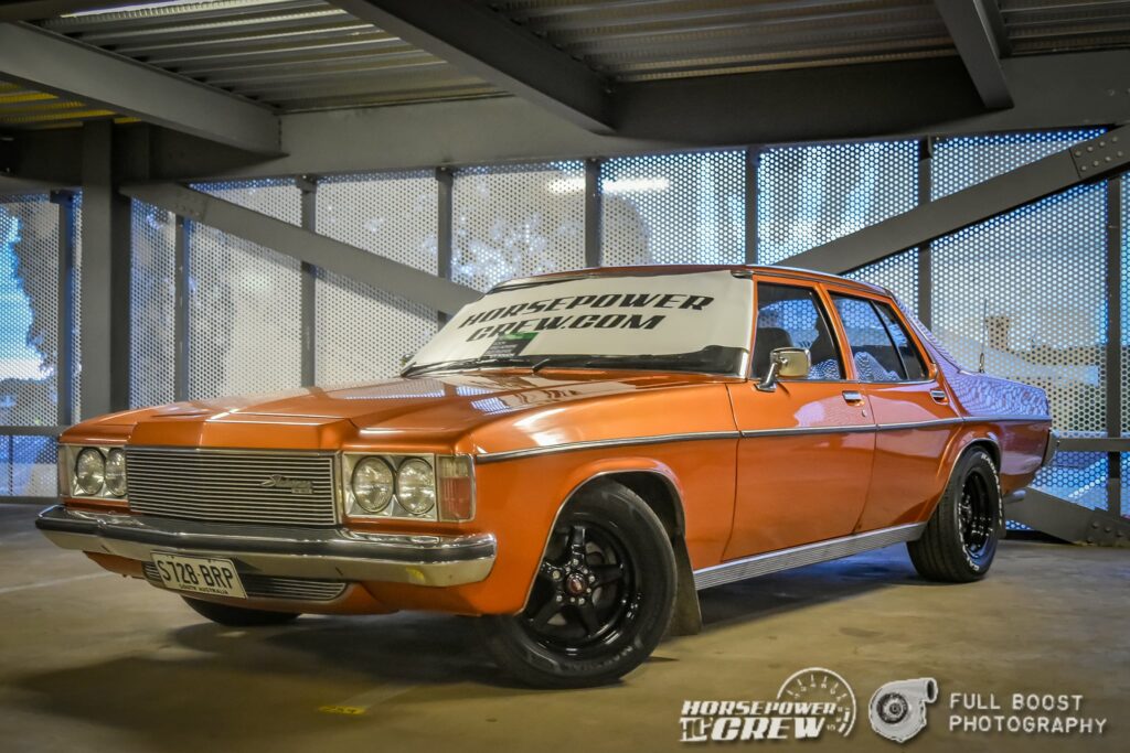 windscreen cover dot com Classic size Black on white statesman